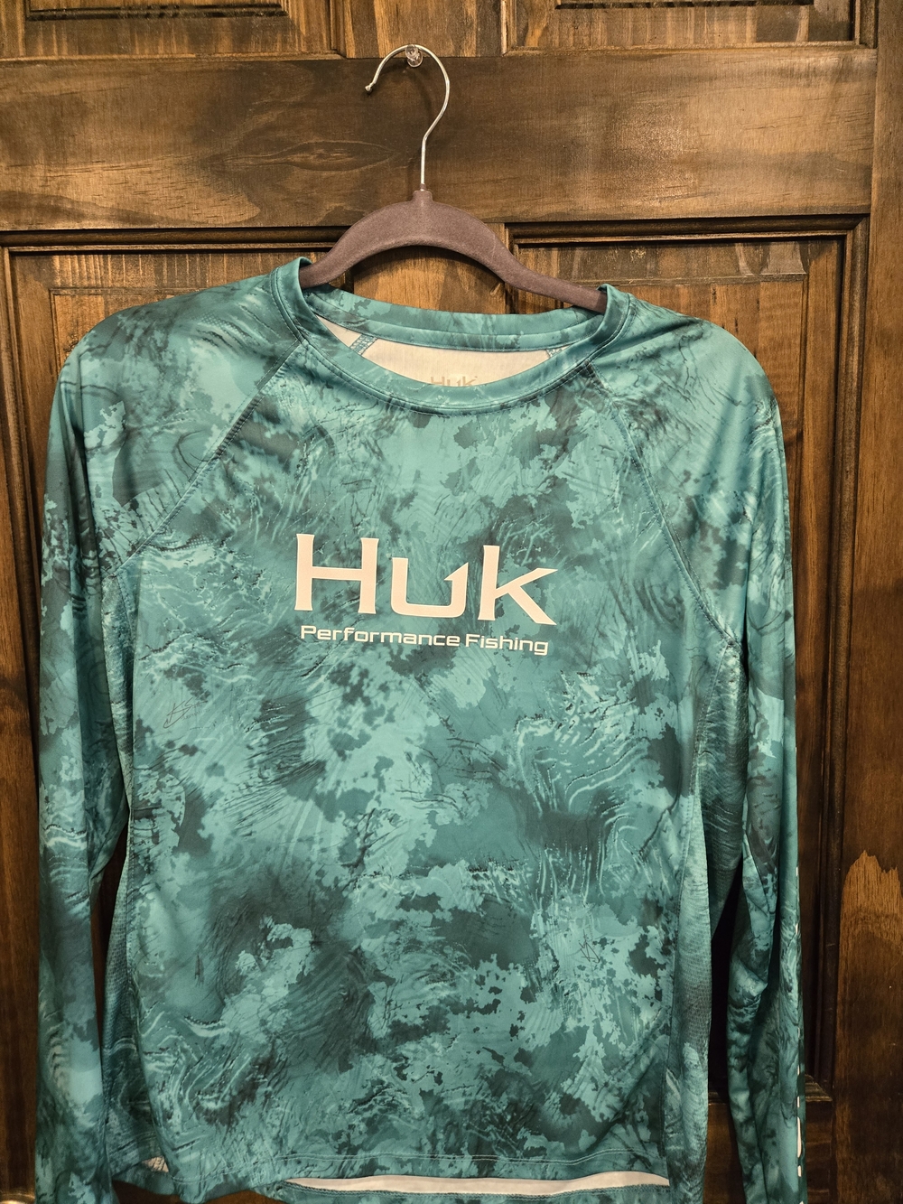 Huk Teal Marbled Camo Performance Fishing Shirt
